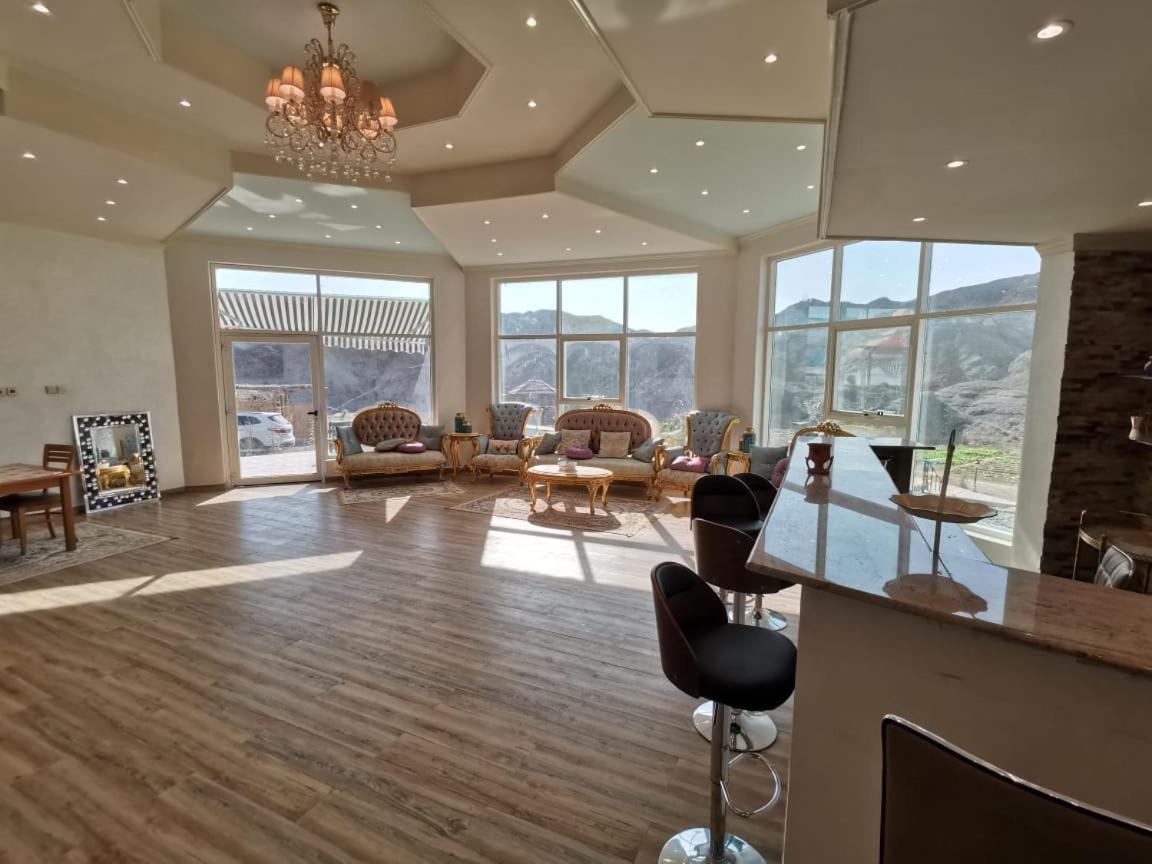 Mountain House Bed & Breakfast Fujairah Exterior photo